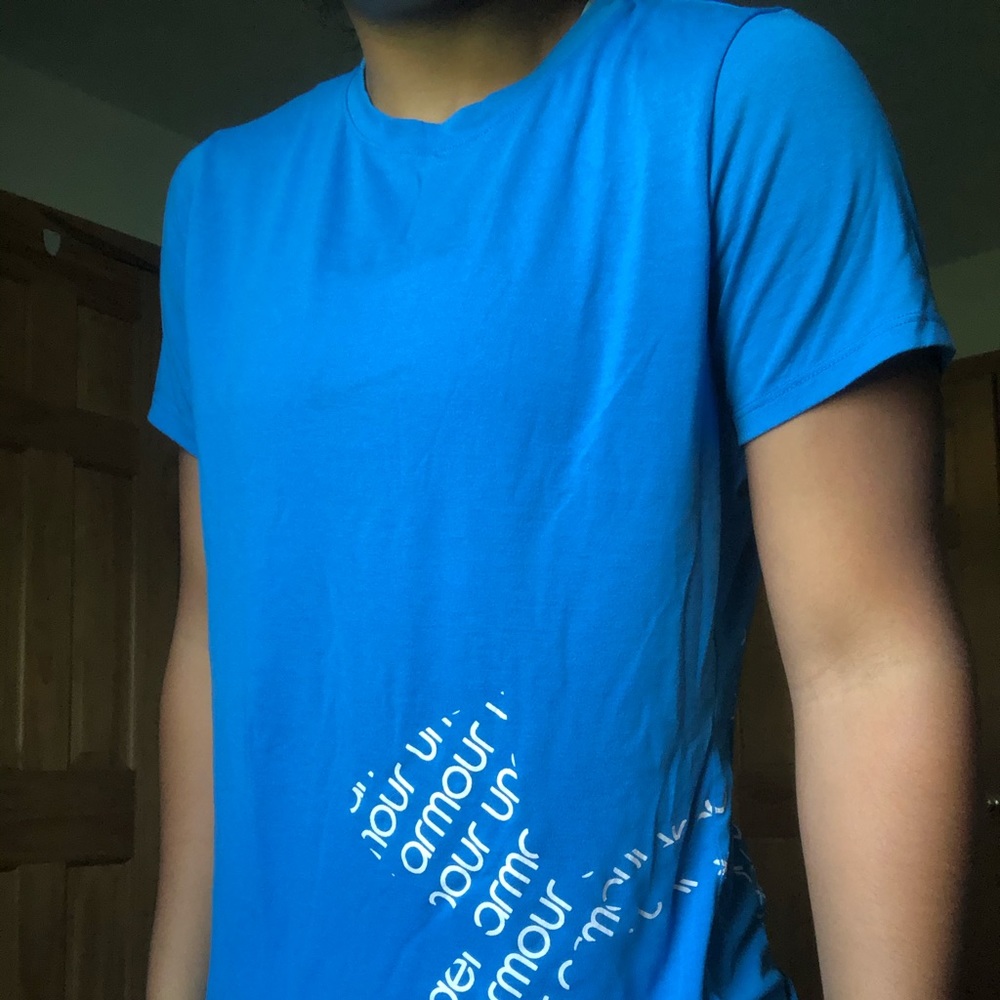 Under Armour T-shirt